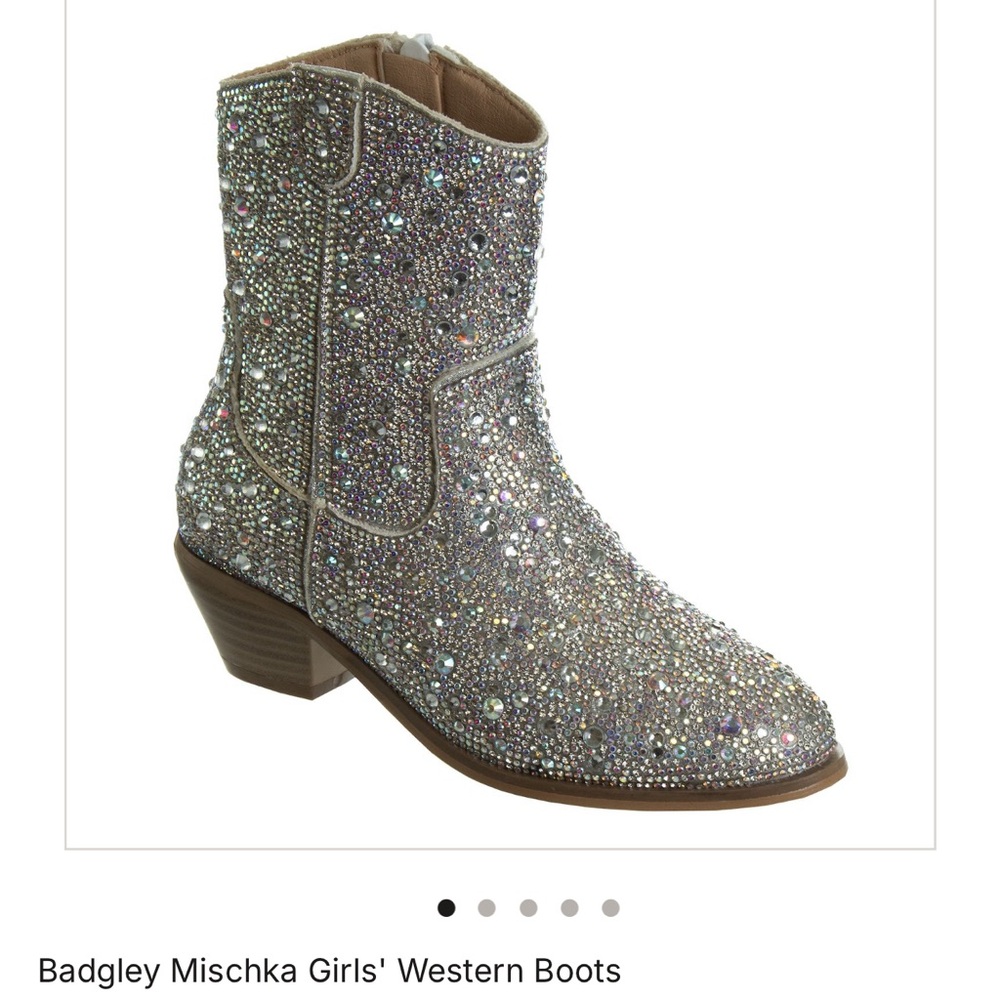 Badgley Mischka Silver Glitter Dress Boots New in Box
